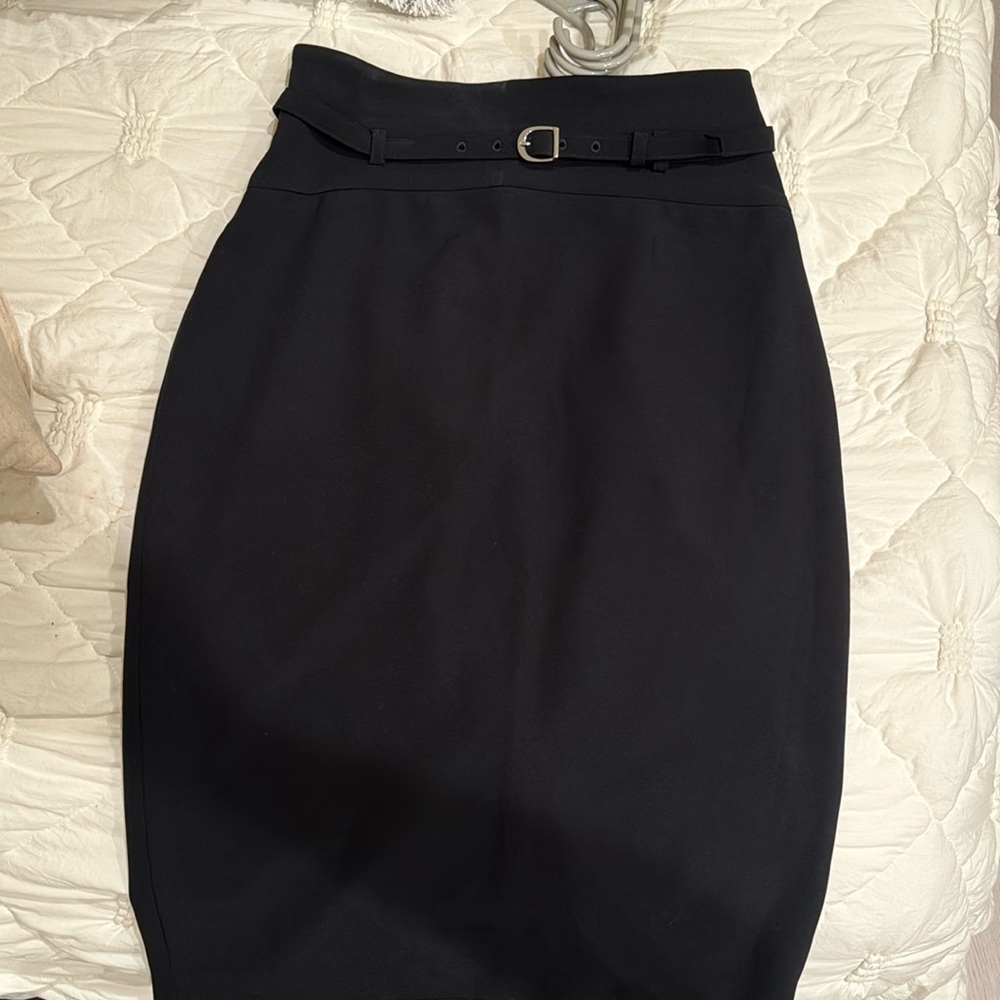 Express pencil skirt with belt. Silver hardware.
